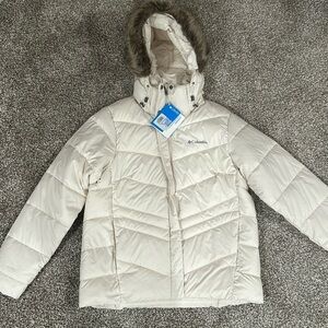 Columbia women’s puffer jacket